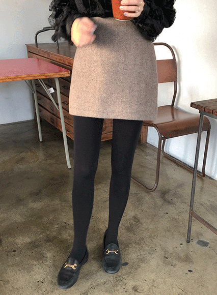 [another leeds] 클로즈업 skirt (wool 60%)