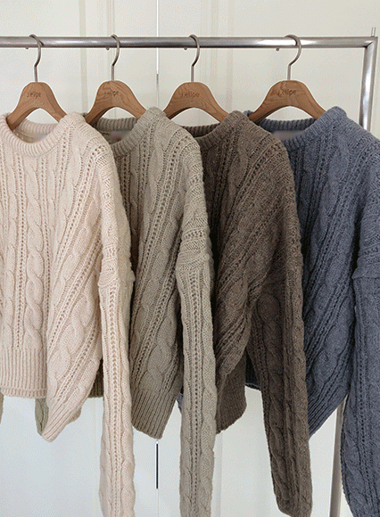 로엘 꽈배기 knit